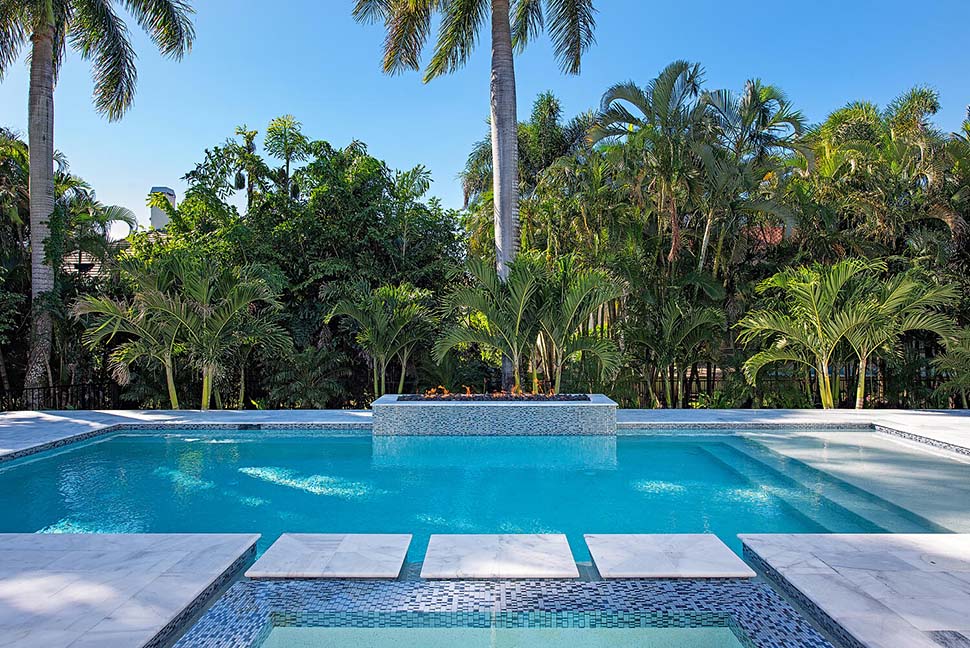 Coastal, Contemporary Plan with 4600 Sq. Ft., 4 Bedrooms, 5 Bathrooms, 3 Car Garage Picture 17