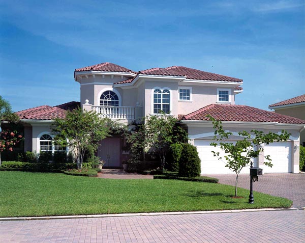 Florida Plan with 4241 Sq. Ft., 5 Bedrooms, 6 Bathrooms, 3 Car Garage Picture 2
