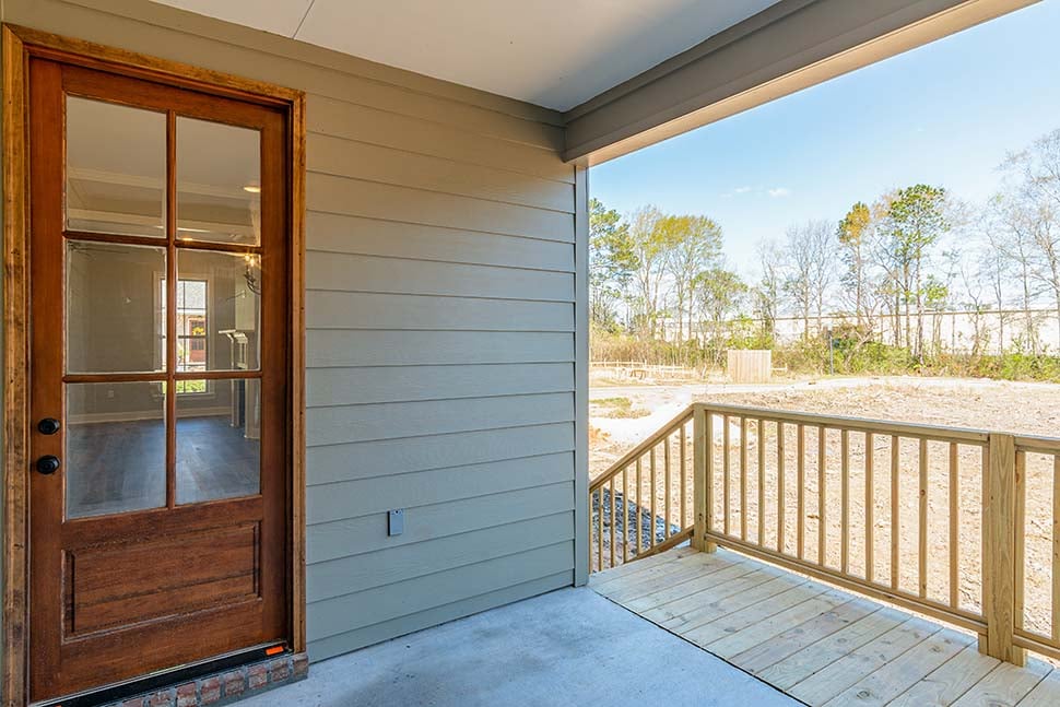 Cottage, Country, Craftsman Plan with 1450 Sq. Ft., 3 Bedrooms, 2 Bathrooms, 2 Car Garage Picture 12