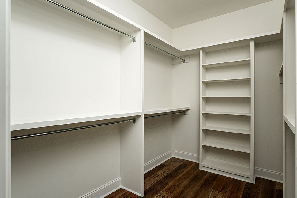 Cottage, Country, Craftsman Plan with 1450 Sq. Ft., 3 Bedrooms, 2 Bathrooms, 2 Car Garage Picture 29