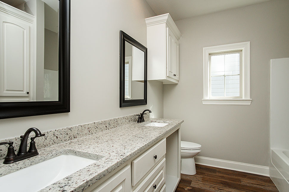 Cottage, Country, Craftsman Plan with 1450 Sq. Ft., 3 Bedrooms, 2 Bathrooms, 2 Car Garage Picture 32