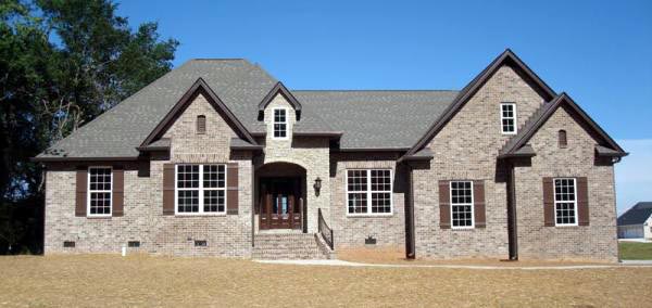 European, French Country, Traditional Plan with 2369 Sq. Ft., 3 Bedrooms, 3 Bathrooms, 2 Car Garage Picture 12