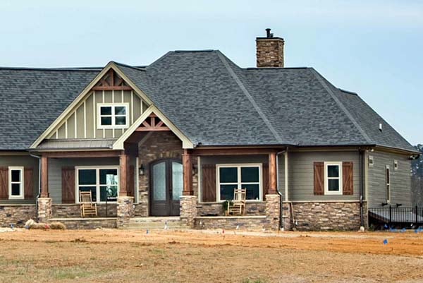 Cottage, Country, Craftsman Plan with 3145 Sq. Ft., 4 Bedrooms, 4 Bathrooms, 3 Car Garage Picture 2