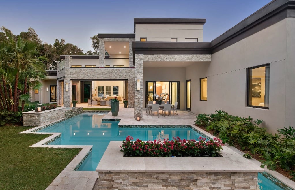 Contemporary, Modern Plan with 6157 Sq. Ft., 6 Bedrooms, 7 Bathrooms, 3 Car Garage Picture 3