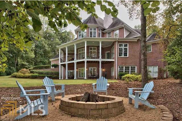 Colonial, European, Greek Revival Plan with 3912 Sq. Ft., 4 Bedrooms, 5 Bathrooms, 3 Car Garage Picture 14