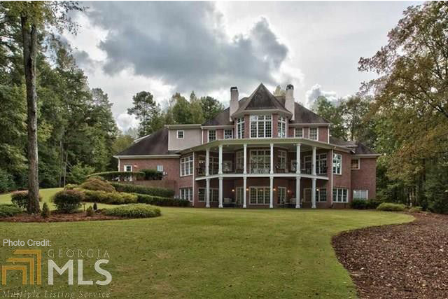 Colonial, European, Greek Revival Plan with 3912 Sq. Ft., 4 Bedrooms, 5 Bathrooms, 3 Car Garage Picture 15