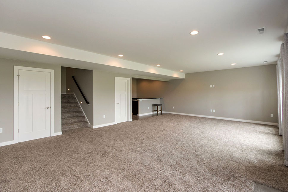 Craftsman, Ranch Plan with 4388 Sq. Ft., 6 Bedrooms, 5 Bathrooms, 3 Car Garage Picture 22