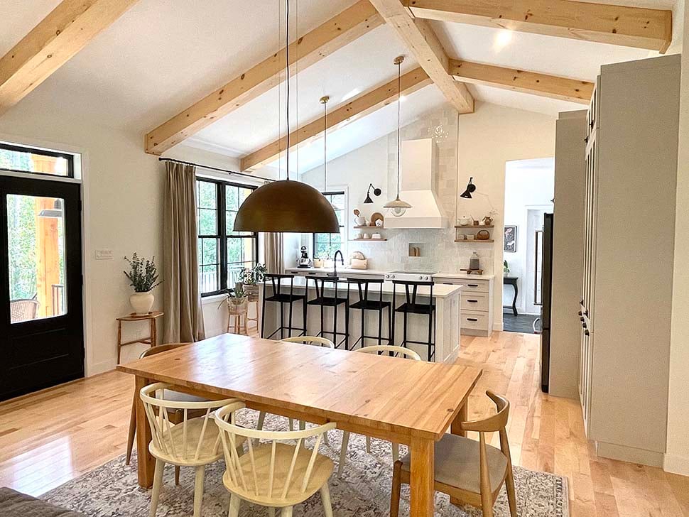 Cottage Plan with 1604 Sq. Ft., 2 Bedrooms, 2 Bathrooms Picture 11