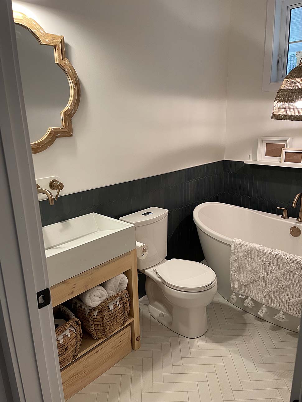 Cottage Plan with 1604 Sq. Ft., 2 Bedrooms, 2 Bathrooms Picture 17