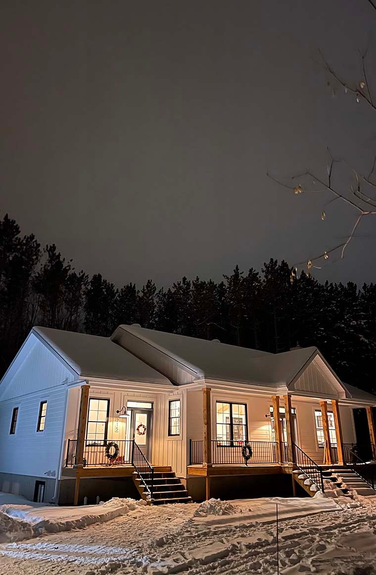 Cottage Plan with 1604 Sq. Ft., 2 Bedrooms, 2 Bathrooms Picture 6