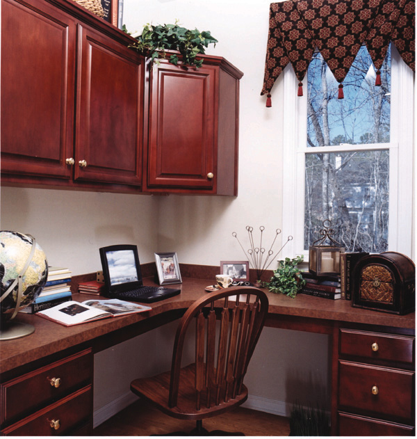 Colonial Plan with 2826 Sq. Ft., 5 Bedrooms, 3 Bathrooms, 2 Car Garage Picture 3