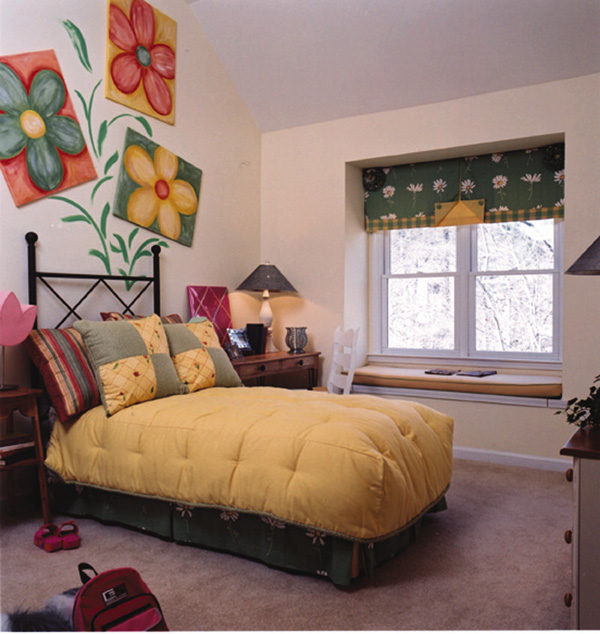 Colonial Plan with 2826 Sq. Ft., 5 Bedrooms, 3 Bathrooms, 2 Car Garage Picture 7