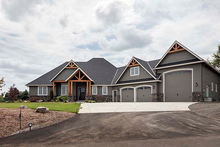Country, Craftsman Plan with 2233 Sq. Ft., 3 Bedrooms, 3 Bathrooms, 2 Car Garage Picture 6