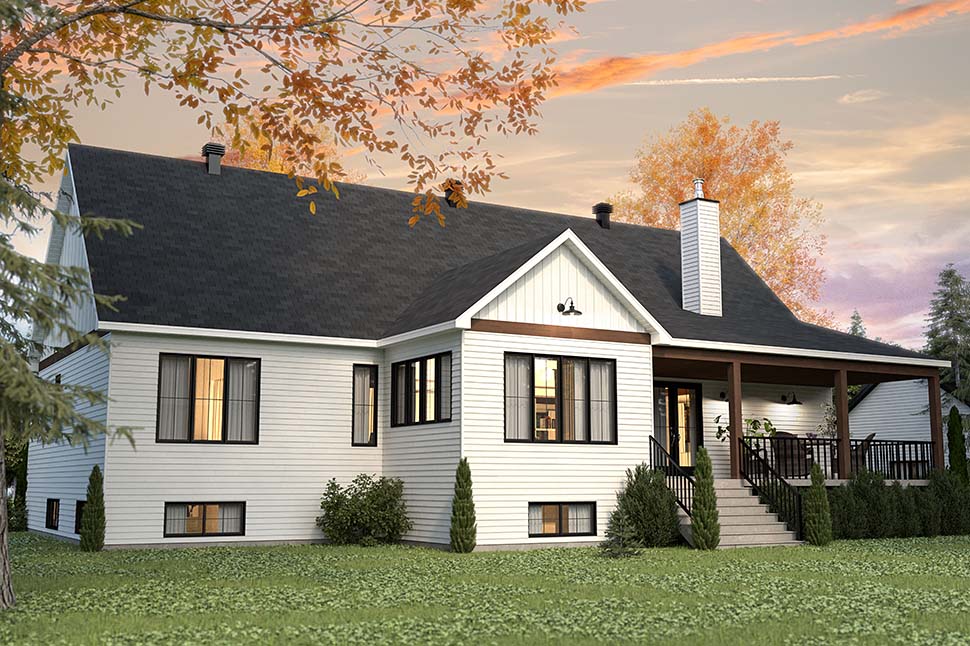 Country, Farmhouse, Ranch Plan with 2324 Sq. Ft., 3 Bedrooms, 2 Bathrooms, 2 Car Garage Picture 4