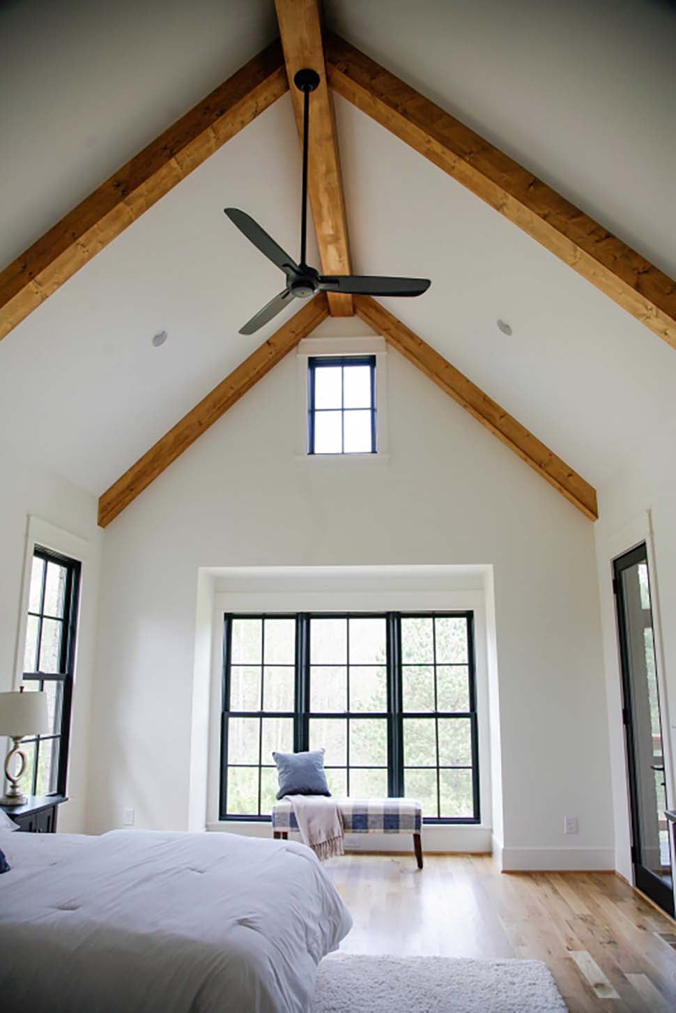 Craftsman, European, Tudor Plan with 3080 Sq. Ft., 4 Bedrooms, 4 Bathrooms, 3 Car Garage Picture 7