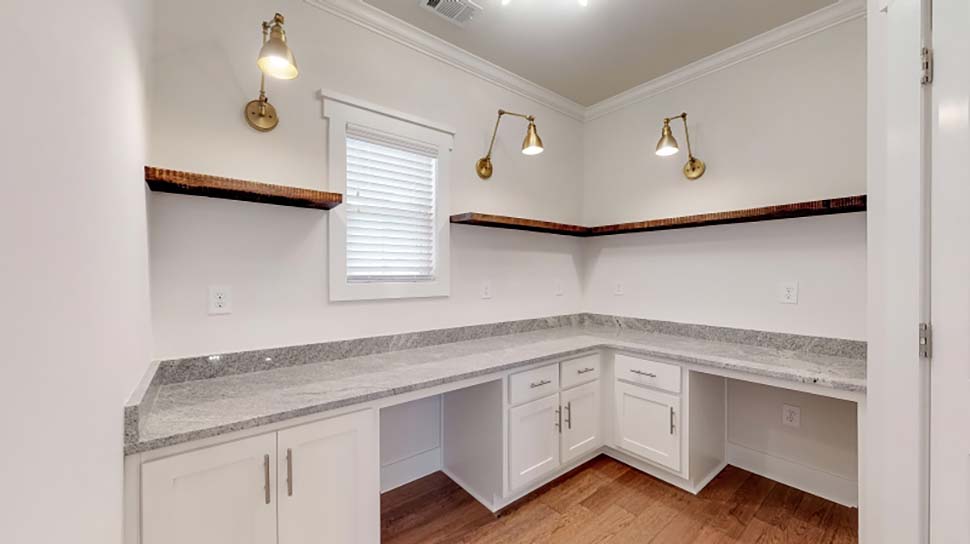 Country, Farmhouse Plan with 3210 Sq. Ft., 5 Bedrooms, 4 Bathrooms, 2 Car Garage Picture 7