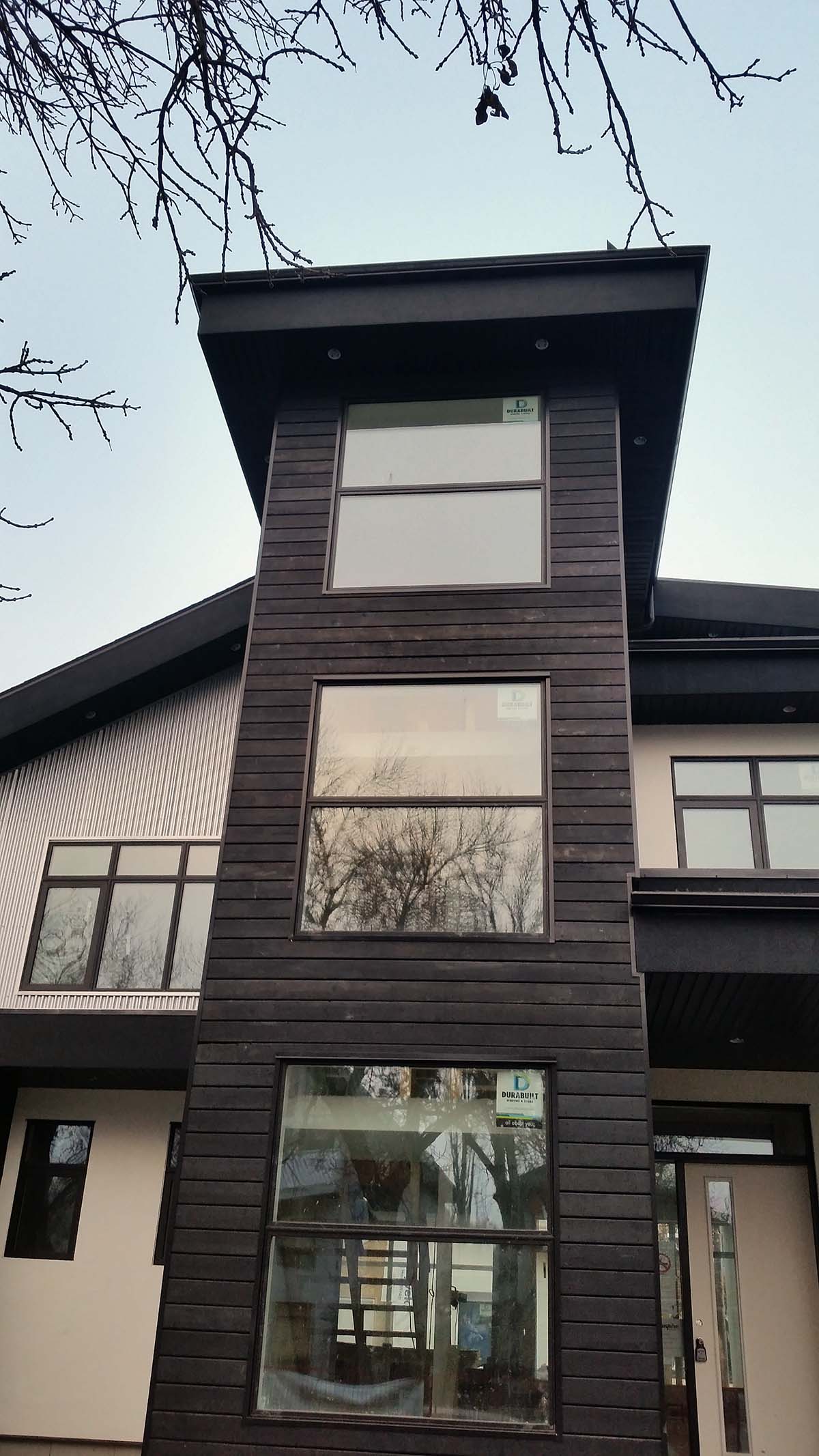 Modern Plan with 2694 Sq. Ft., 3 Bedrooms, 3 Bathrooms Picture 2