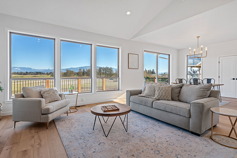 Cottage, Country, Craftsman, Farmhouse, Southern, Southwest, Traditional Plan with 2134 Sq. Ft., 3 Bedrooms, 3 Bathrooms, 3 Car Garage Picture 23