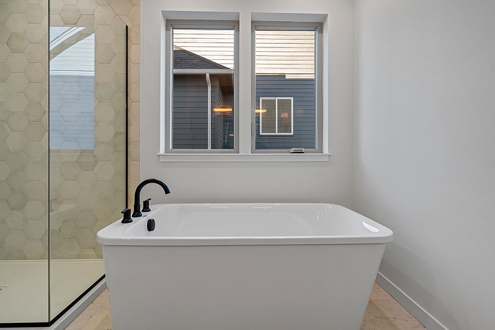 Cottage, Country, Craftsman, Farmhouse, Southern, Southwest, Traditional Plan with 2134 Sq. Ft., 3 Bedrooms, 3 Bathrooms, 3 Car Garage Picture 26