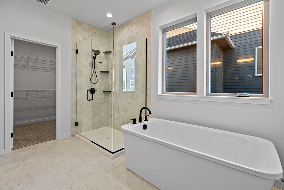 Cottage, Country, Craftsman, Farmhouse, Southern, Southwest, Traditional Plan with 2134 Sq. Ft., 3 Bedrooms, 3 Bathrooms, 3 Car Garage Picture 27