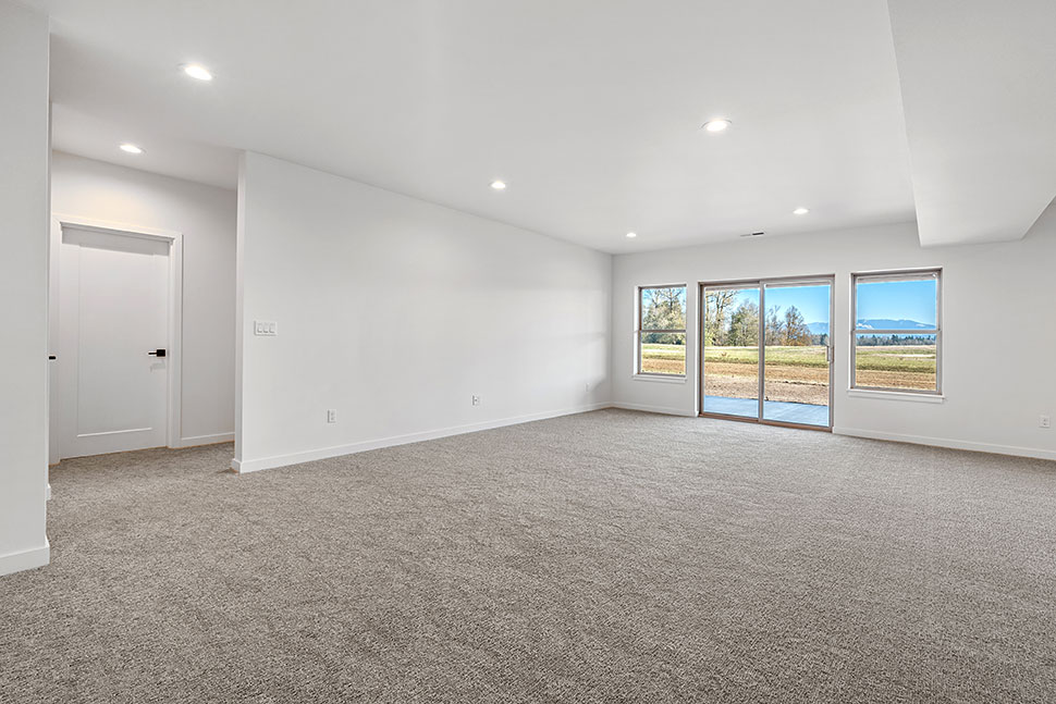 Cottage, Country, Craftsman, Farmhouse, Southern, Southwest, Traditional Plan with 2134 Sq. Ft., 3 Bedrooms, 3 Bathrooms, 3 Car Garage Picture 37