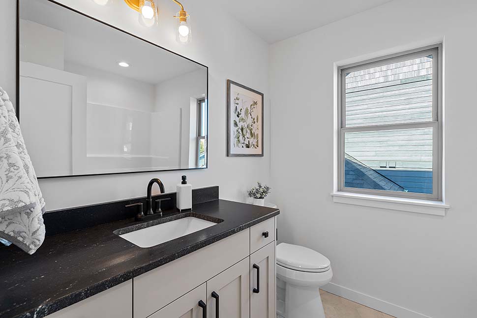 Cottage, Country, Craftsman, Farmhouse, Southern, Southwest, Traditional Plan with 2134 Sq. Ft., 3 Bedrooms, 3 Bathrooms, 3 Car Garage Picture 43