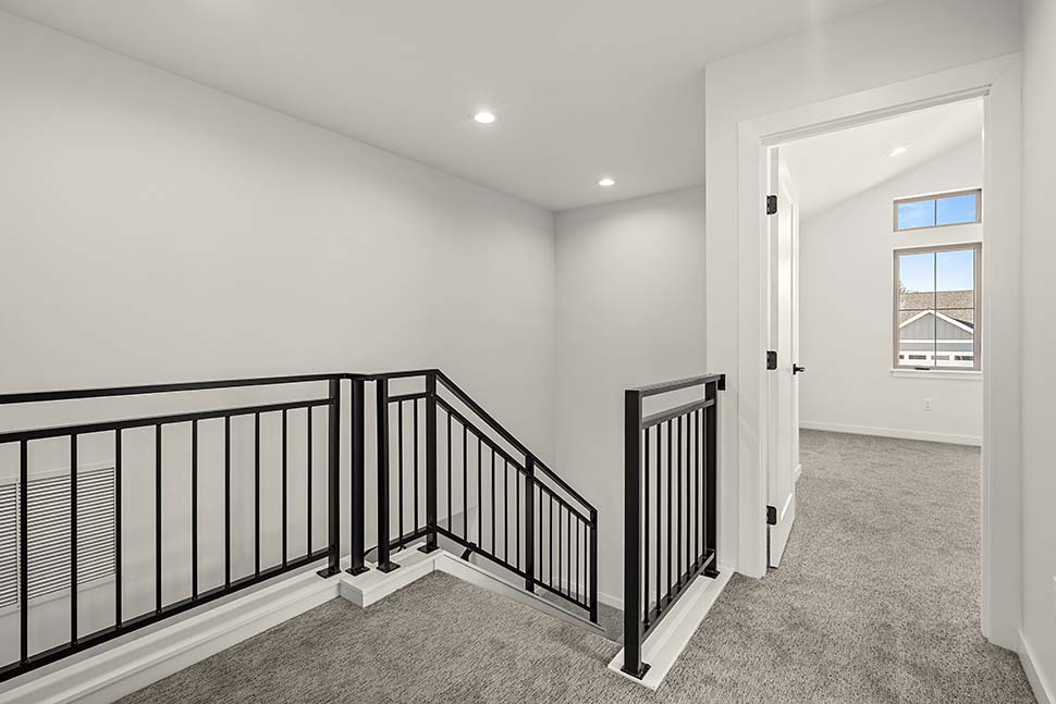 Cottage, Country, Craftsman, Farmhouse, Southern, Southwest, Traditional Plan with 2134 Sq. Ft., 3 Bedrooms, 3 Bathrooms, 3 Car Garage Picture 44