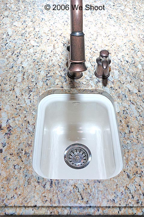 Country, Farmhouse Plan with 4650 Sq. Ft., 5 Bedrooms, 5 Bathrooms, 3 Car Garage Picture 22