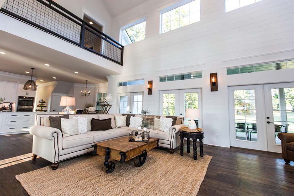 Cape Cod, Colonial, Greek Revival Plan with 4469 Sq. Ft., 4 Bedrooms, 3 Bathrooms, 3 Car Garage Picture 3